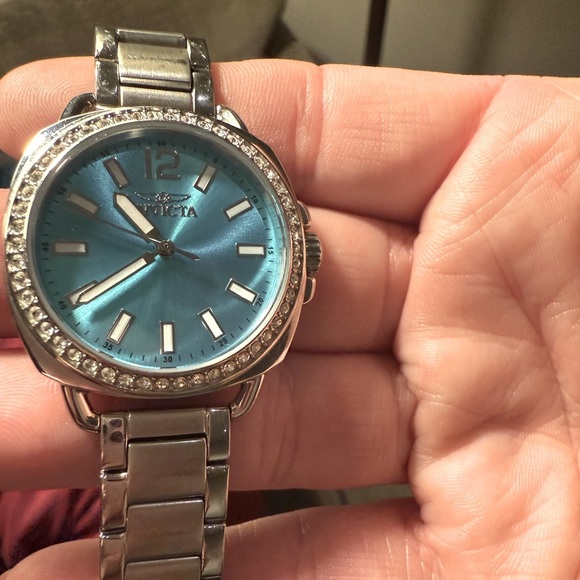 Invicta Wildflower Women\'s Quartz Blue Dial Stainless Steel Bracelet 32mm Watch